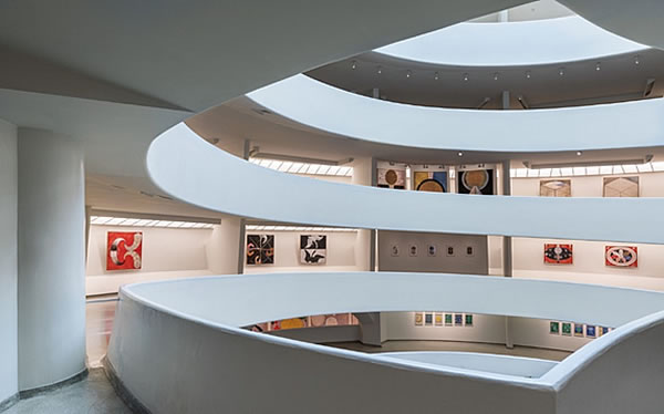 Interior del Museo Guggenheim de Nueva York