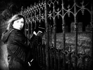 Cómo convertirse en investigador paranormal