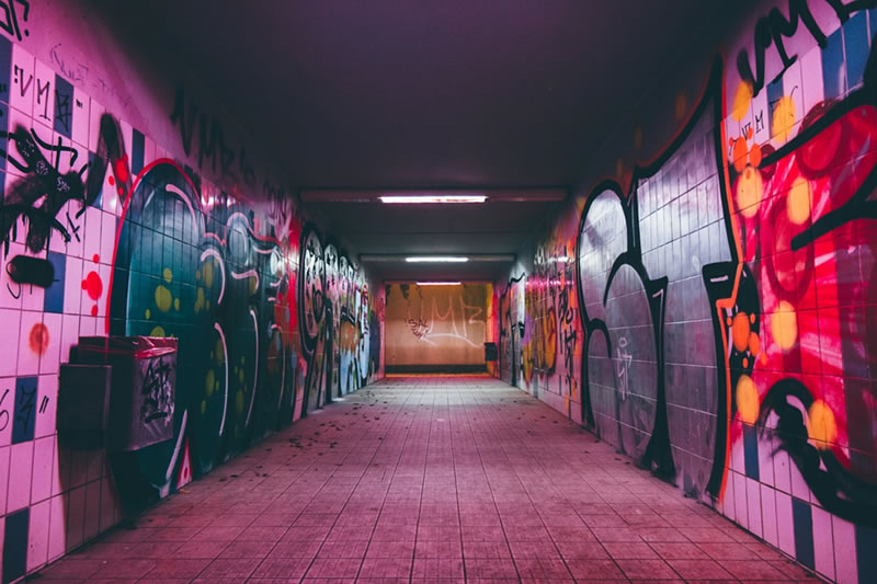 Paso peatonal subterráneo