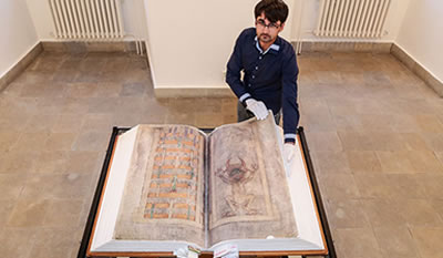 "Codex Gigas" o "La Biblia del Diablo"