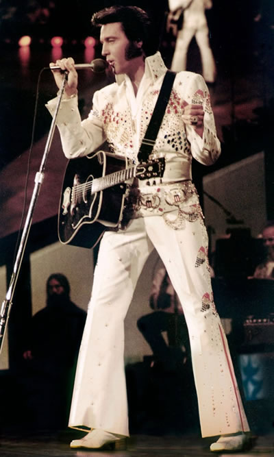 Elvis Presley en el escenario
