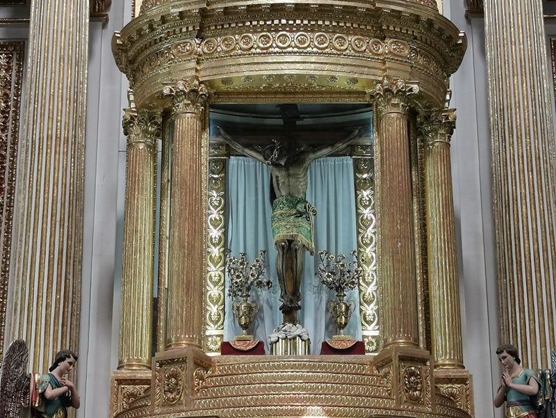 Altar religioso
