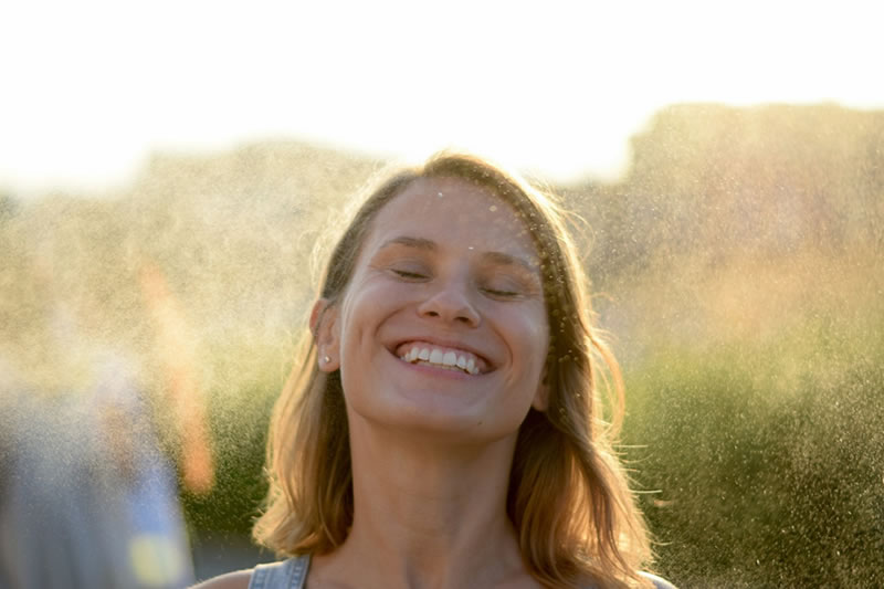 El placer es un proceso que deriva de una sensación positiva, subjetiva y asociada a una recompensa