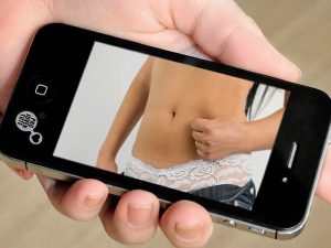 Confesiones de un ciber-exhibicionista: psicología del 'sexting'